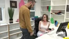 Este chico se folla a una dama pero también a su chica puta xxx bikini rojo