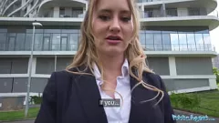 Reproduzir Ivy Maddox: Funcionária de um hotel público anseia por um pau grande e gordo no ponto de vista