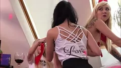 تشغيل صريحة الفتيات حزب سكرتيرات تعريض الهرات والحمير ضيق