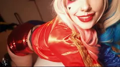 Afspelen Harley Quinn's Naughty Night: The Joker die Rachel Luxe's ​​strakke poesje beuken