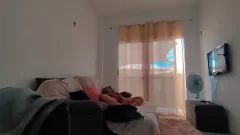 Afspelen Verrassing! Ik ving mijn meid Namiiya die door het huis slikte